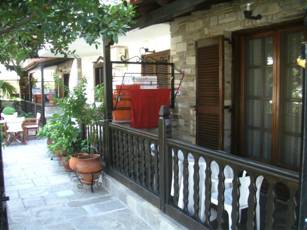 Papatzikos Traditional Guesthouse Neos Marmaras Exterior photo